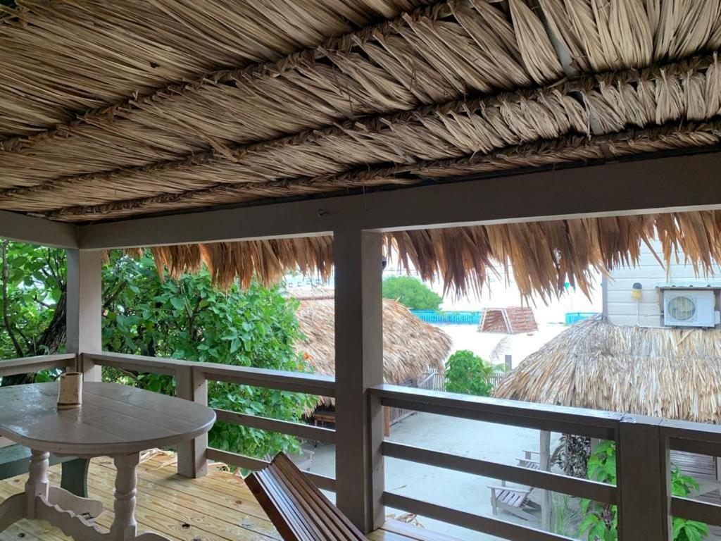 The Bounty Hotel Caye Caulker Luaran gambar
