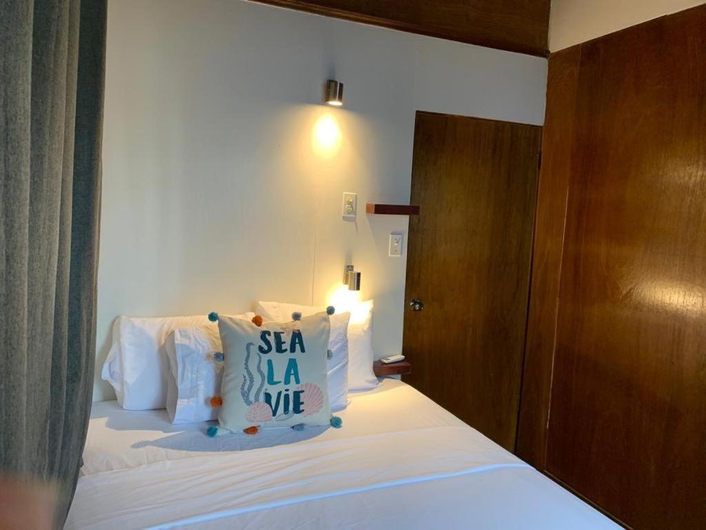 The Bounty Hotel Caye Caulker Luaran gambar