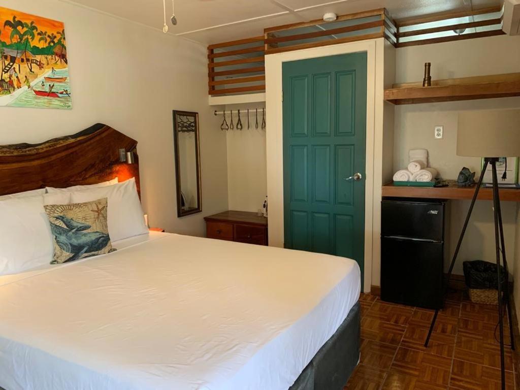 The Bounty Hotel Caye Caulker Luaran gambar